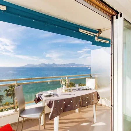 Apartment On La Croisette - 2 Beds 2 Baths