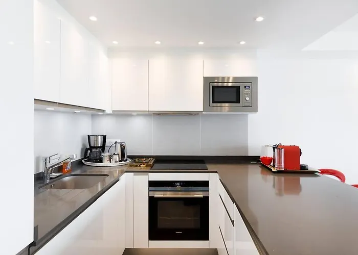 On La Croisette - 2 Beds 2 Baths * Cannes