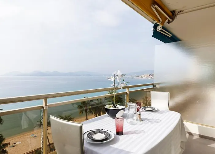 On La Croisette - 2 Beds 2 Baths * Cannes