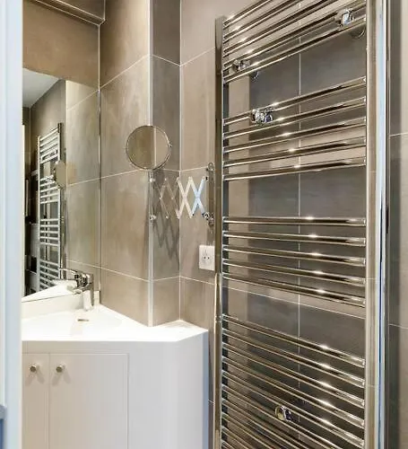 On La Croisette - 2 Beds 2 Baths *